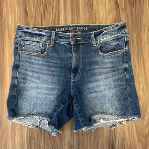 American Eagle Midi Shorts Size 12